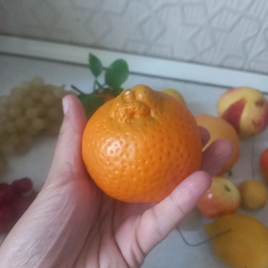 میوه مصنوعی (پلاستیکی)