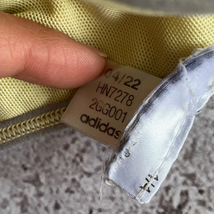 نیم تنه ورزشی adidas