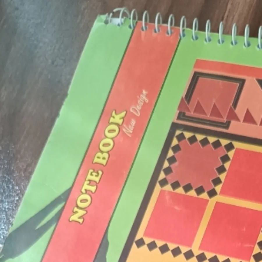 کتاب لاغری و دفتر