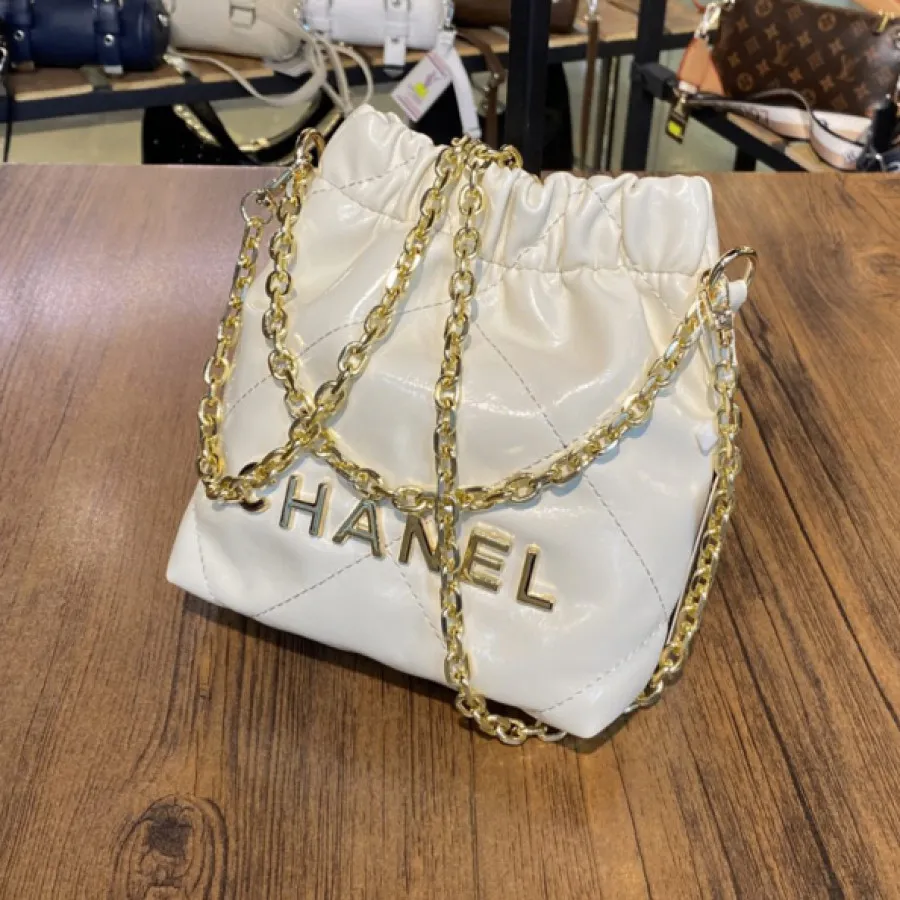 کیف شنل