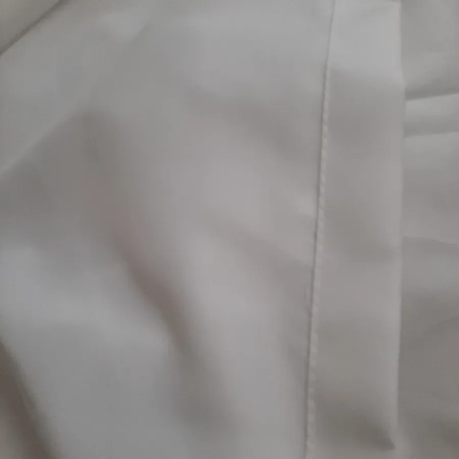 زیرپرده (پرده)  تترون