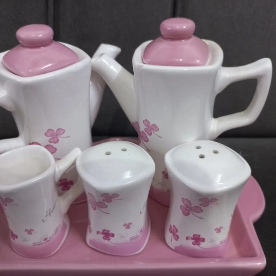 سرویس ظرف پذیرایی
