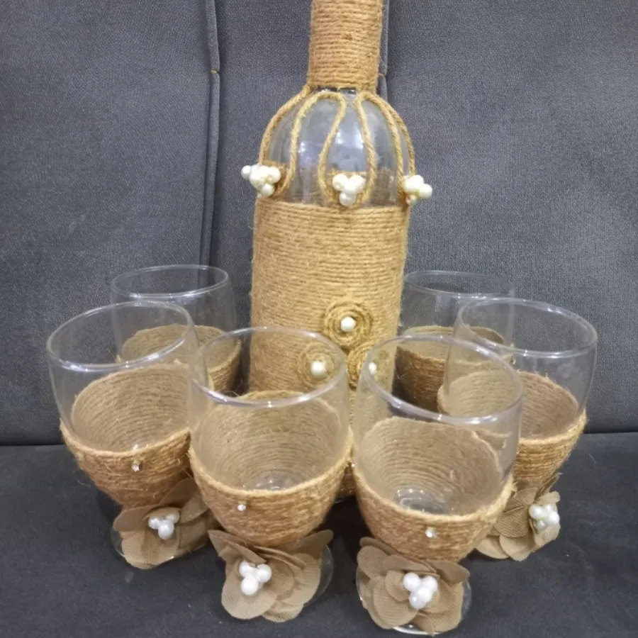 بطری و جام