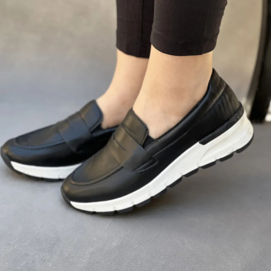 کفش برند footflex