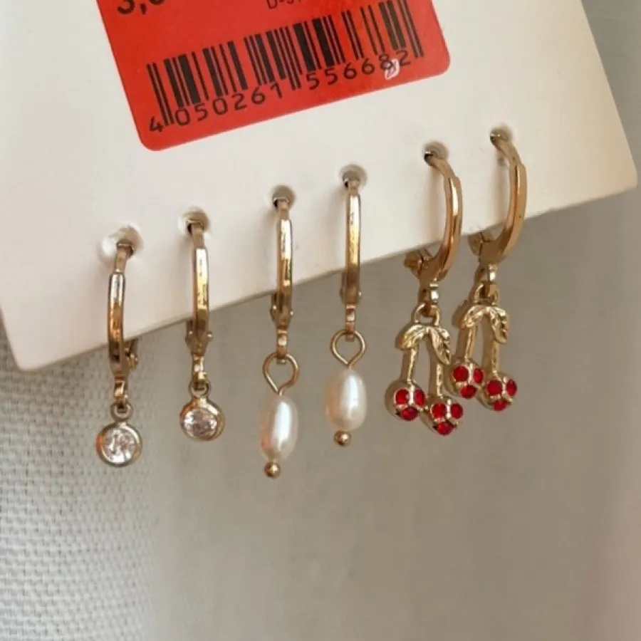 گوشواره خاص گیلاسی