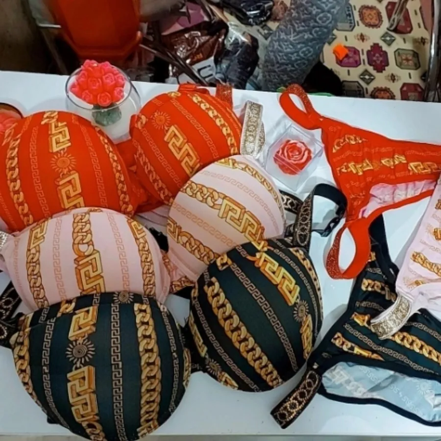 ست سوتین وشورت