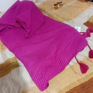 شال Novella
