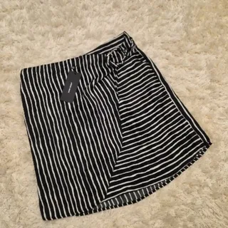 دامن سفید مشکی vero moda
