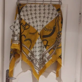 روسری نخی قواره بزرگ