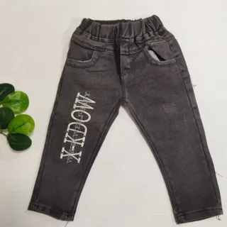 شلوار لی بچگانه