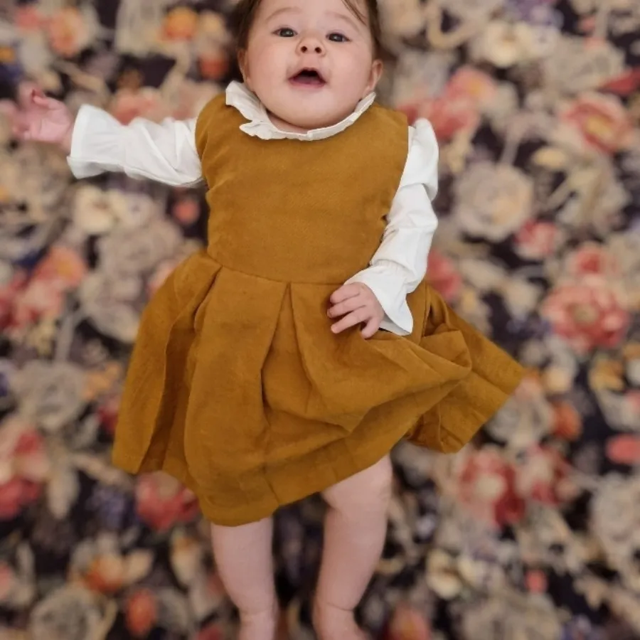 ست بادی و پیراهن