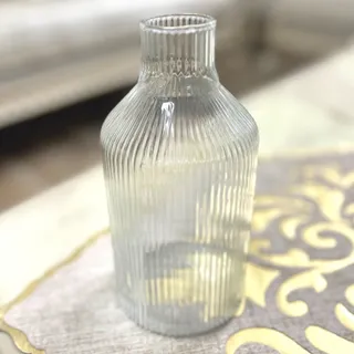 گلدان شیشه ای زیبا