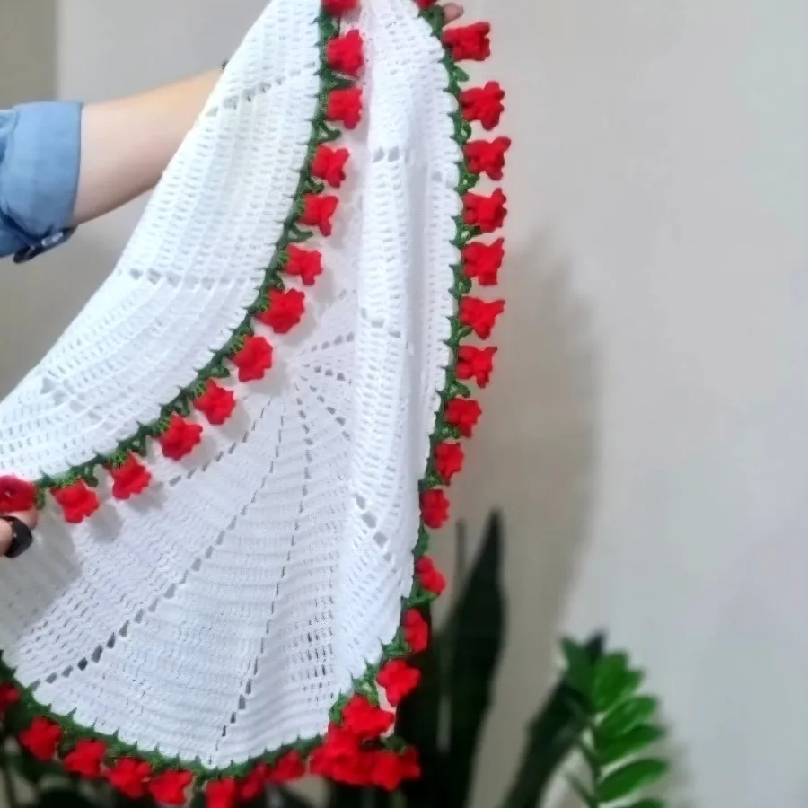 رومیزی بافتنی گل
