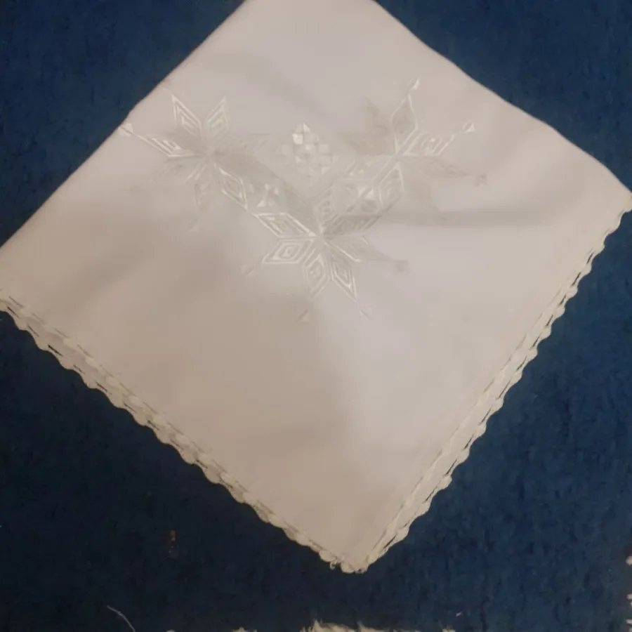 دستمال سوزندوزی