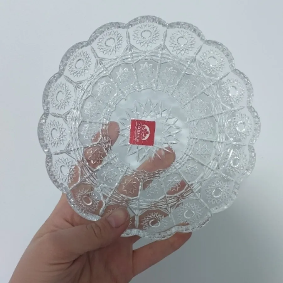 یک دست پیاله و پیش دستی