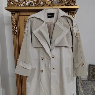ترنچ کت بارونی