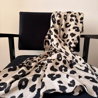 شال ساتن نخ زیبا