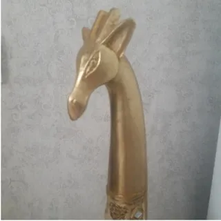 مجسمه/ تندیس زرافه