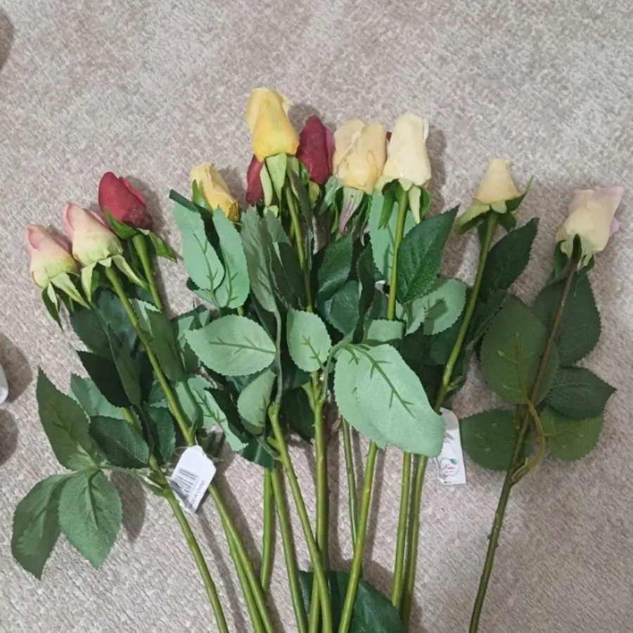 شاخه گل مصنوعی