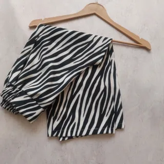 شلواردخترانه