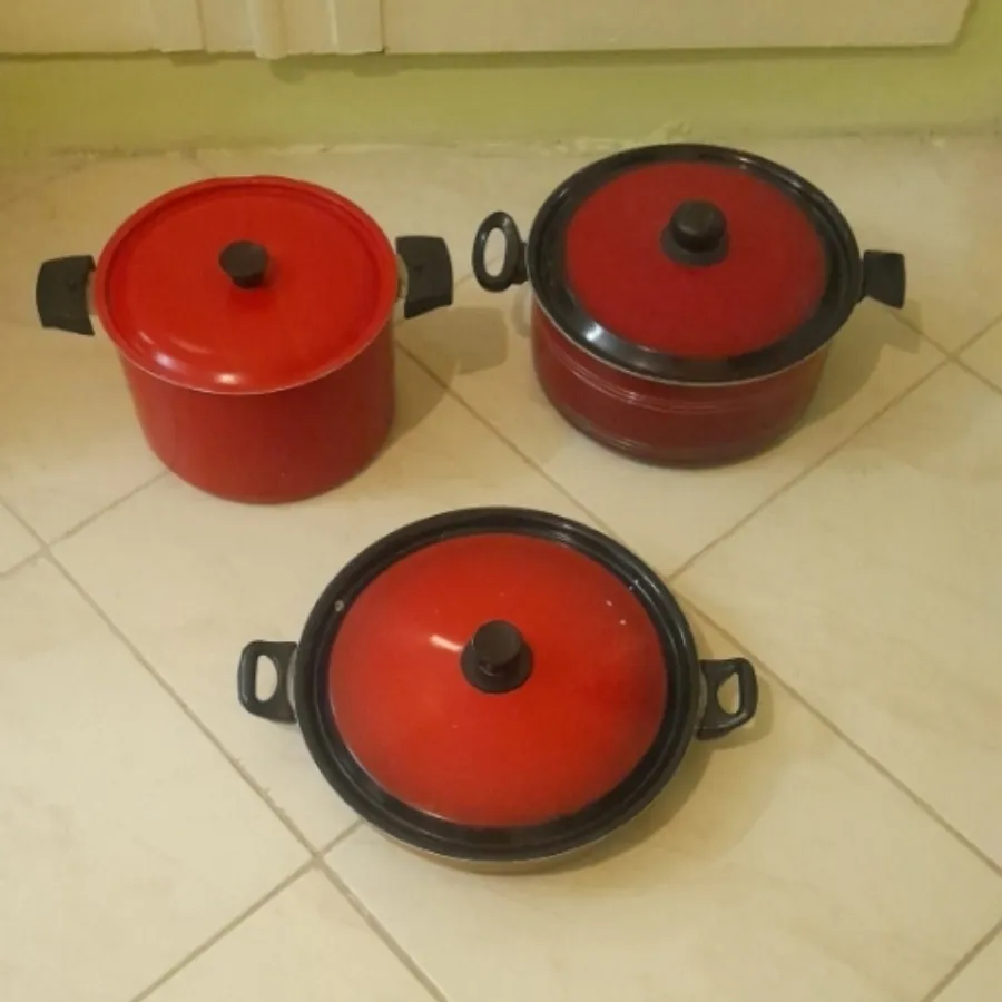 ظرف وظروف آشپزخانه
