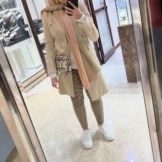 ترنچ کت کرمی