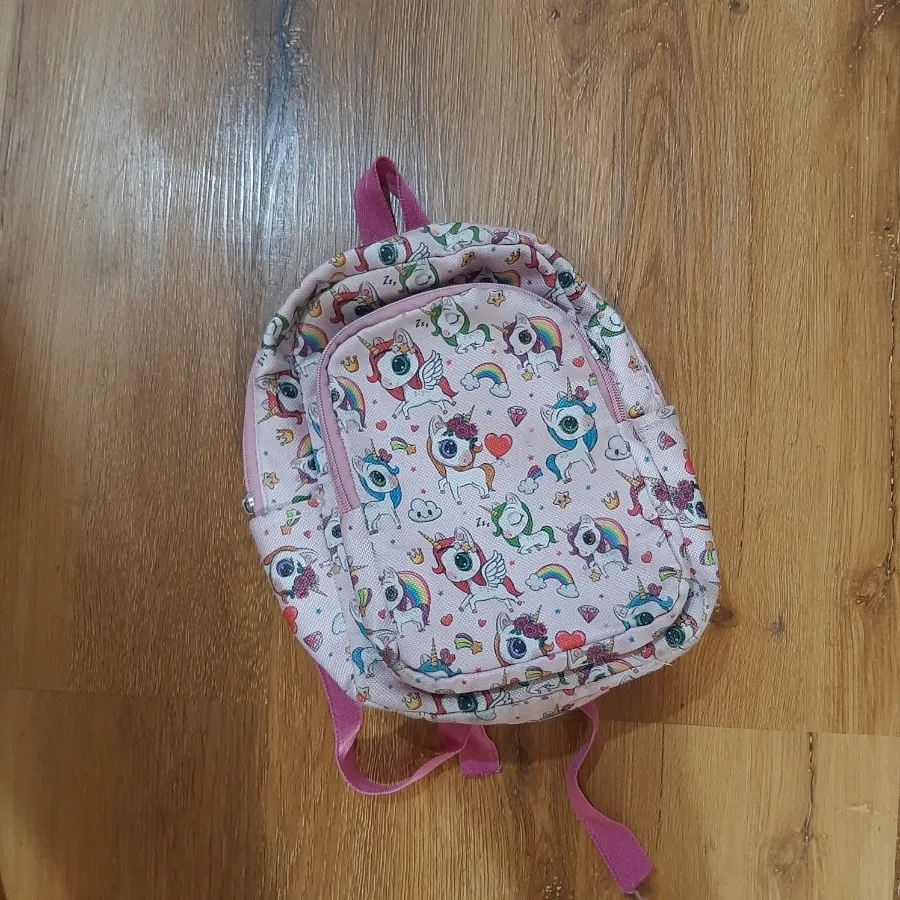کوله پشتی بچگانه