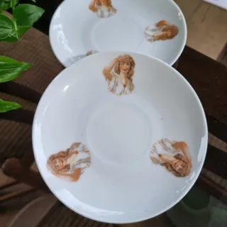 نعلبکی دکوری