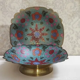 ظرف برنجی