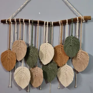 آویز برگ مکرومه