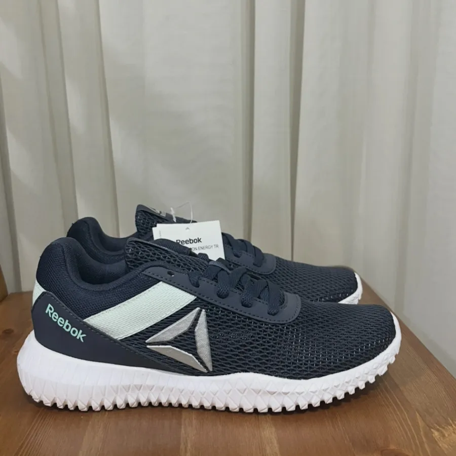 کتونی اورجینال REEBOK