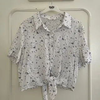 بلوز گره ای