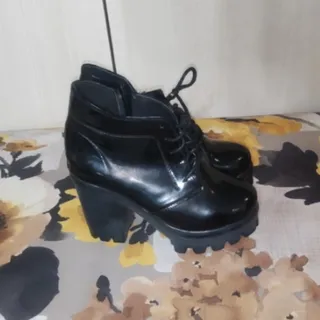 بوت باربی مشکی خارجی