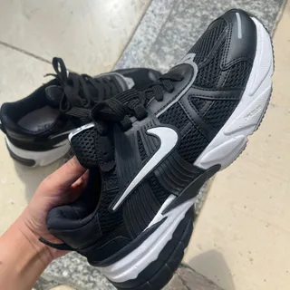 کفش کتونی