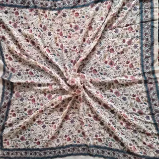 روسری حریر