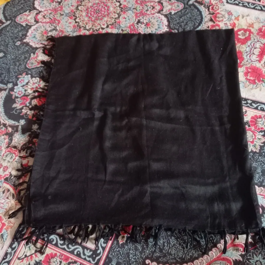 روسری مشکی