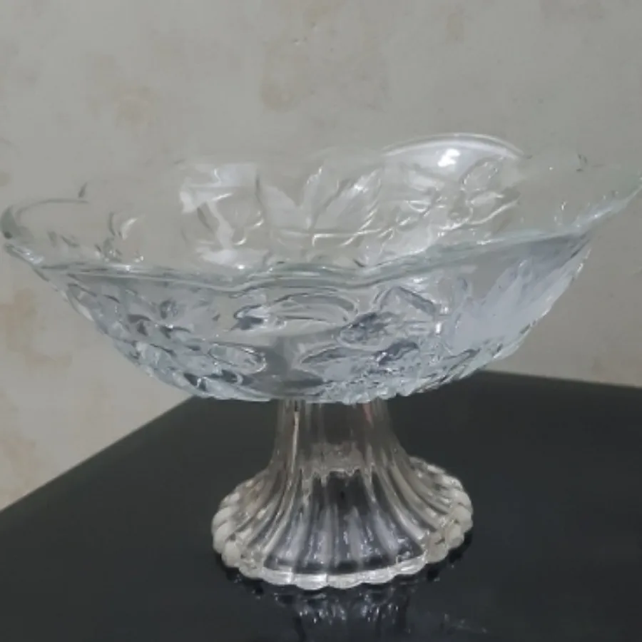 میوه خوری پایه دار