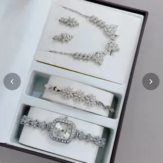 ست ساعت و نیم ست زنانه
