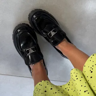 لوفر برند guess