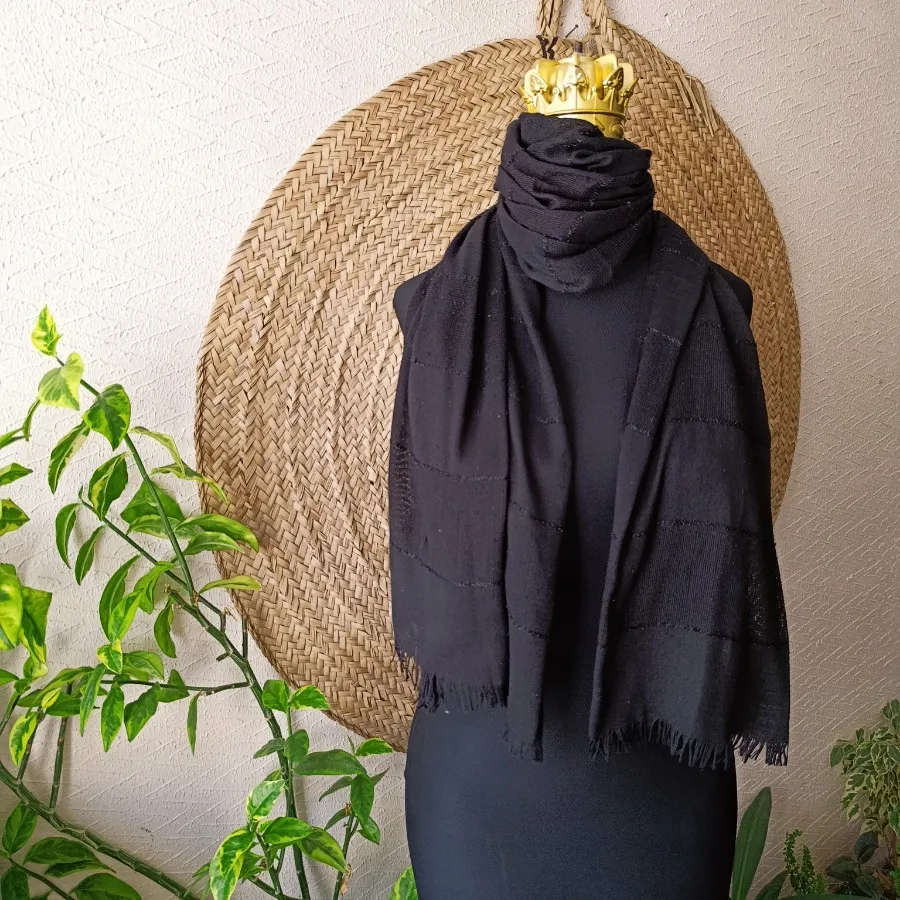 شال مشکی