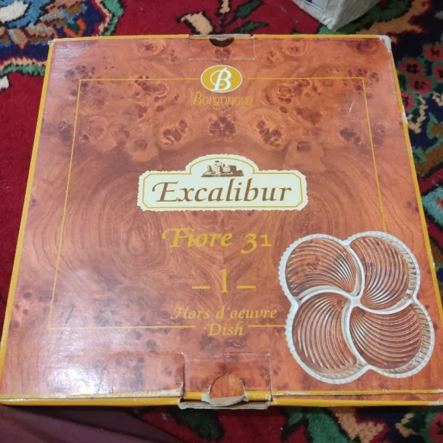 اردورخوری کریستال ایتالیا