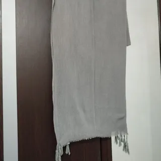 شال پلیسه طوسی