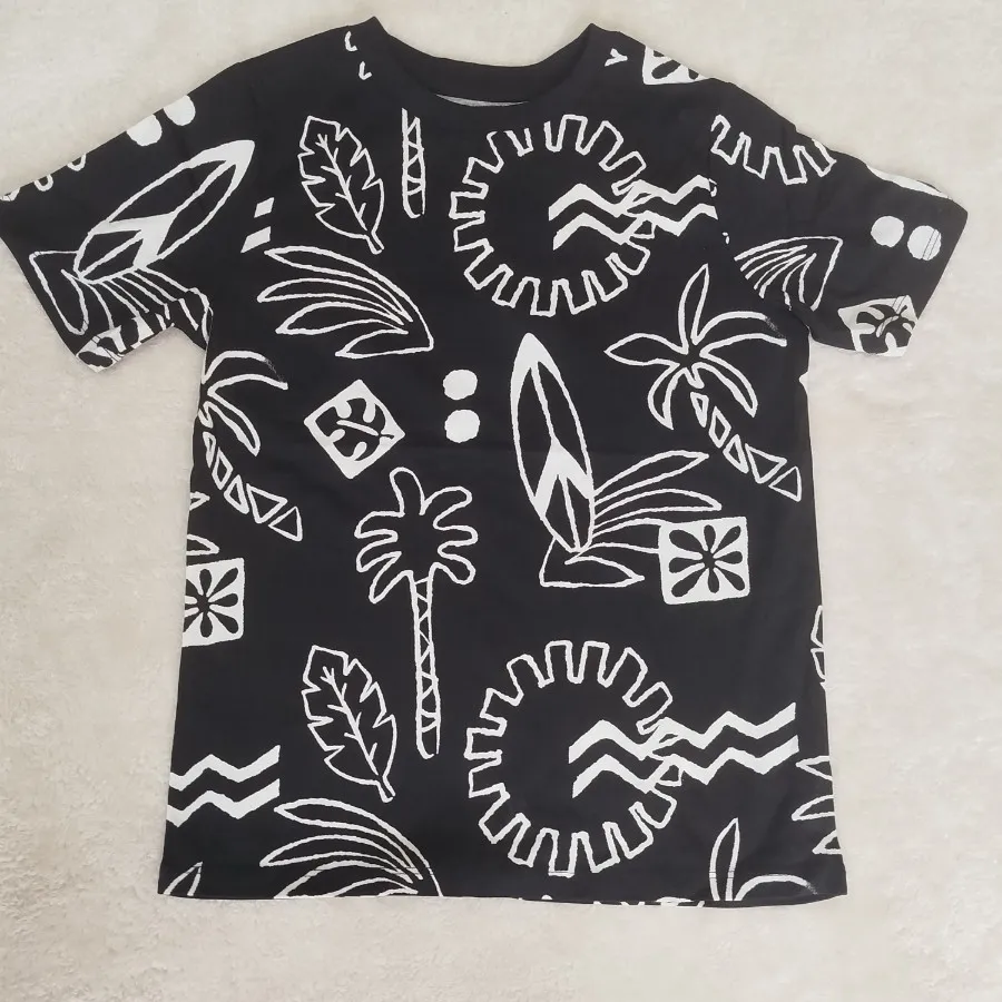 تیشرت h&m