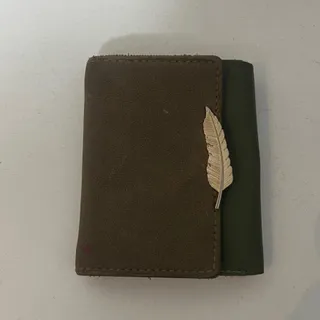 کیف پول و جاکارتی