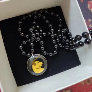 گردنبند زرسام