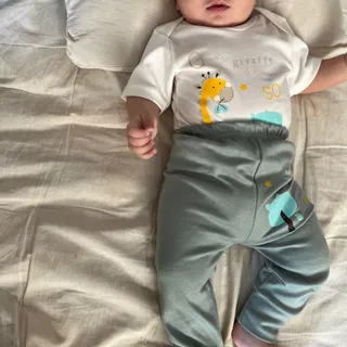 بادی و‌بلوز و‌شلوارشورت