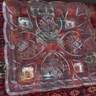 سینی پیرکس پایه دار