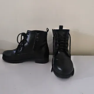 نیم بوت