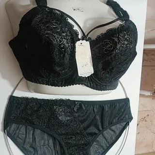 ست سوتین وشورت مشکی