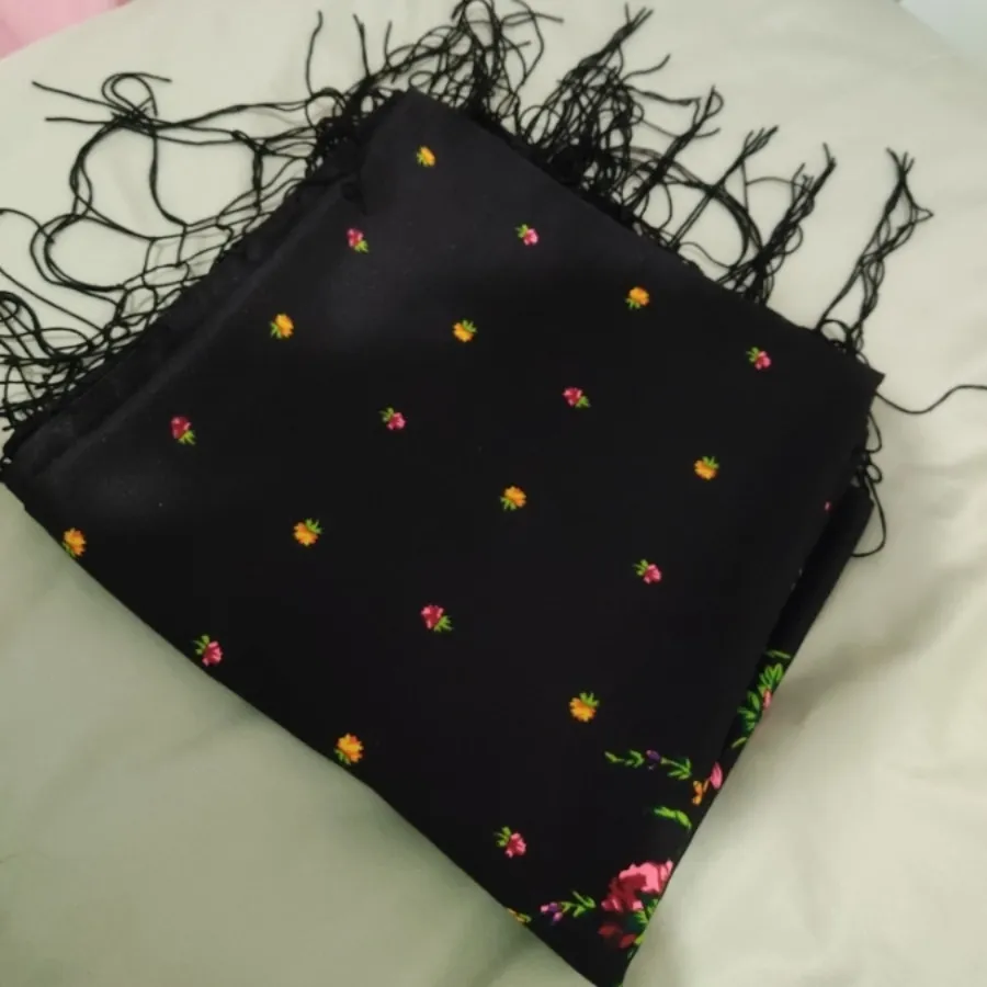 روسری مشکی ترکمن